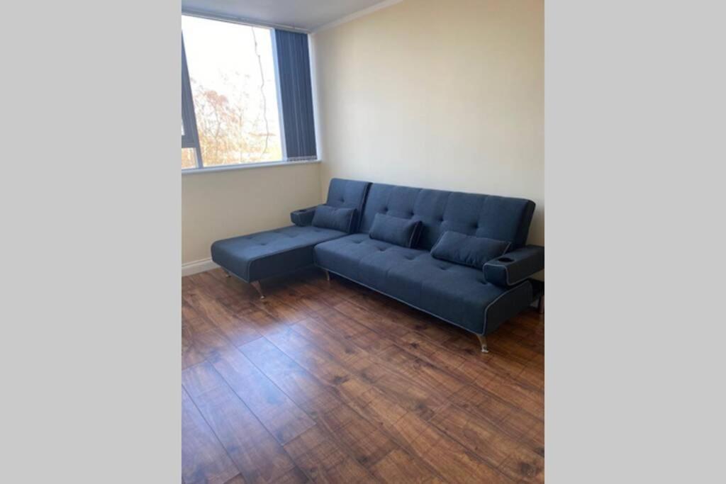 3 Bed Contemporary Crewe Apartment Zewnętrze zdjęcie